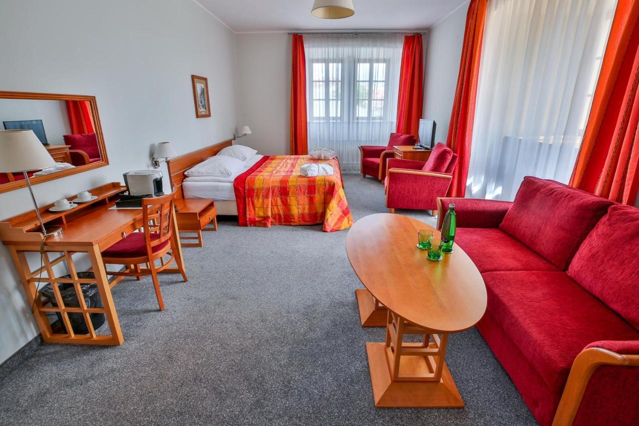 Lh Hotel Dvorak Tabor Congress & Wellness Ngoại thất bức ảnh
