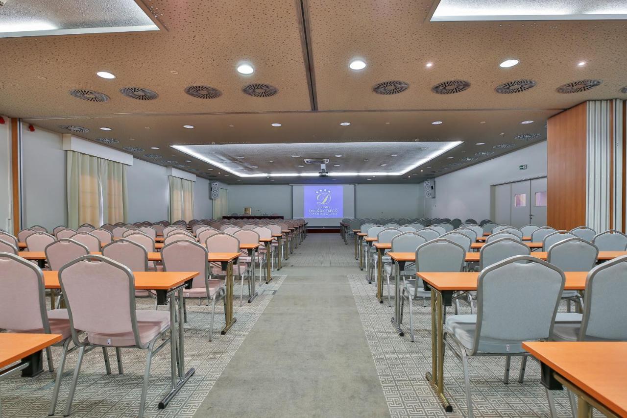 Lh Hotel Dvorak Tabor Congress & Wellness Ngoại thất bức ảnh